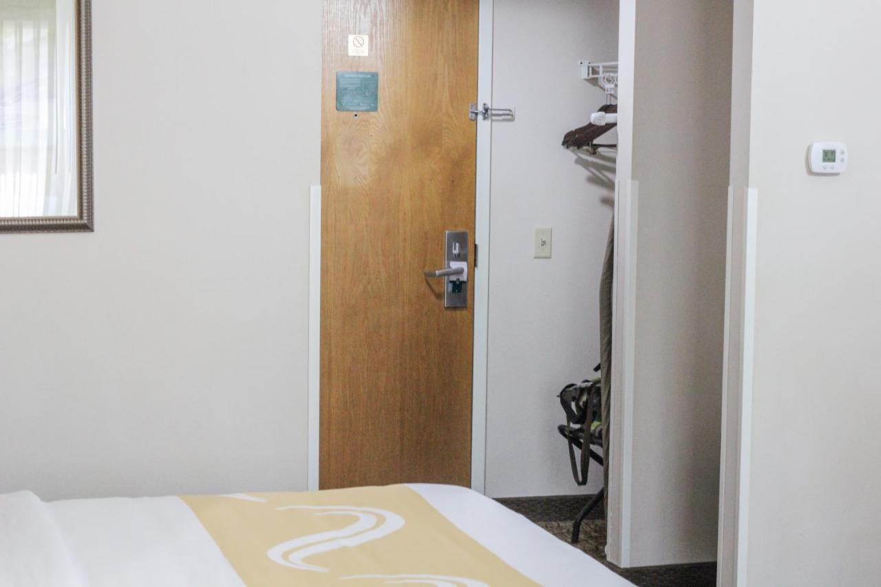 Quality Inn Conference Center At Citrus Hills Hernando Bagian luar foto